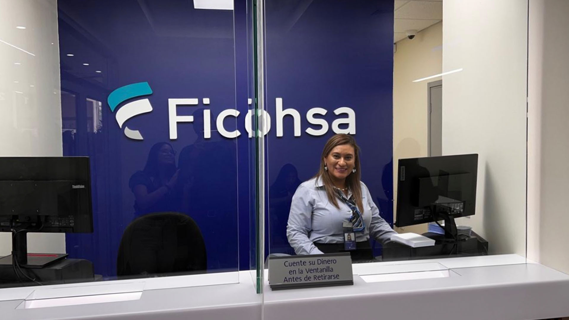 Banco Ficohsa continua expansión de servicios con apertura de agencia en Comayagua